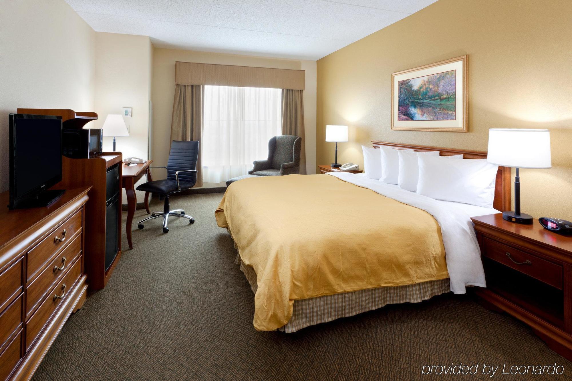 Hampton & By Hilton- Airport Elizabeth Hotel Newark